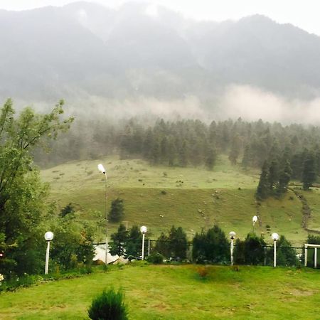 The Pinus Resort Pahalgām Extérieur photo